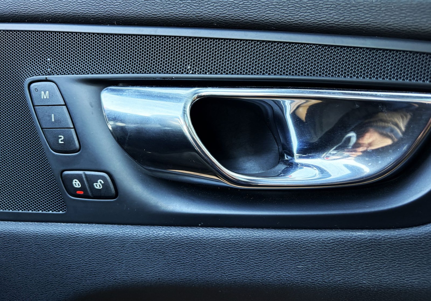 Used Volvo XC60 2018 for sale - 77960081: Photo 34