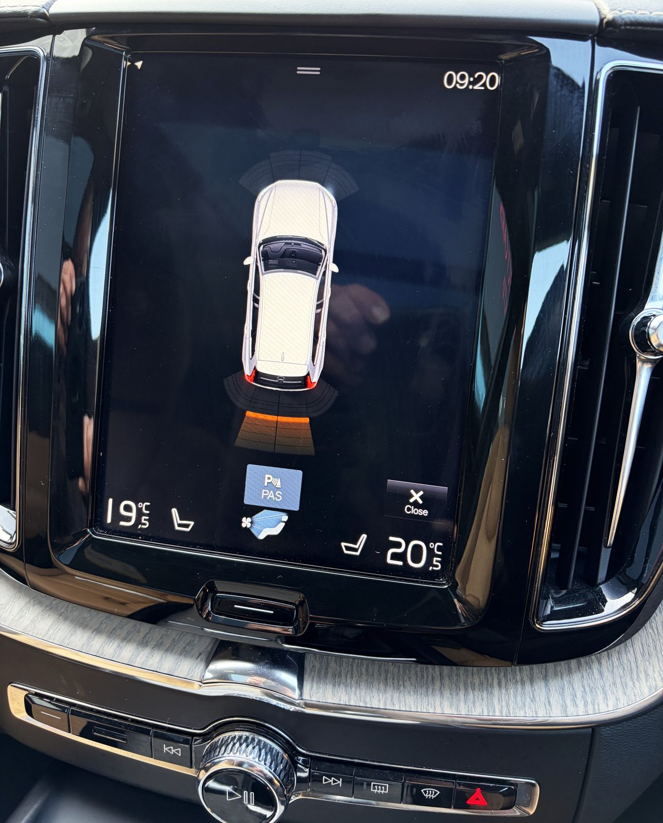 Used Volvo XC60 2018 for sale - 77960081: Photo 36