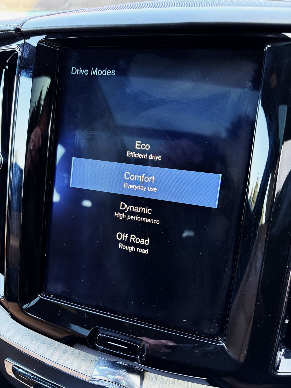 Used Volvo XC60 2018 for sale - 77960081: Photo 43