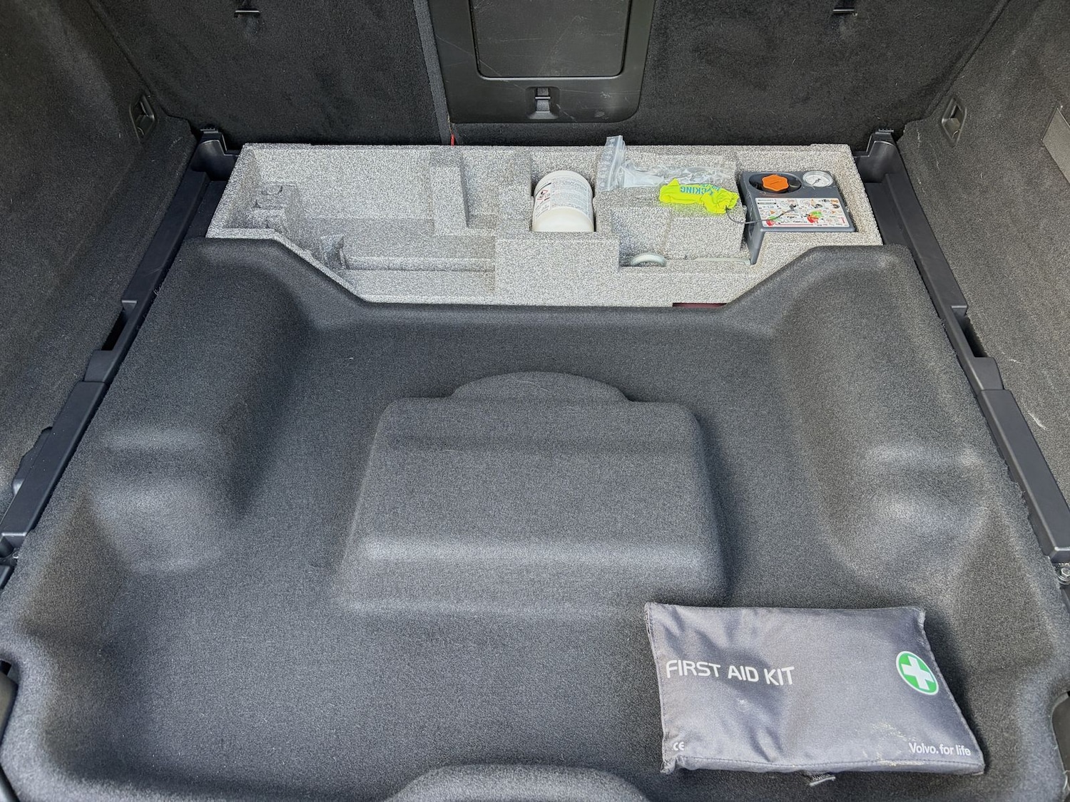 Used Volvo XC60 2018 for sale - 77960081: Photo 53