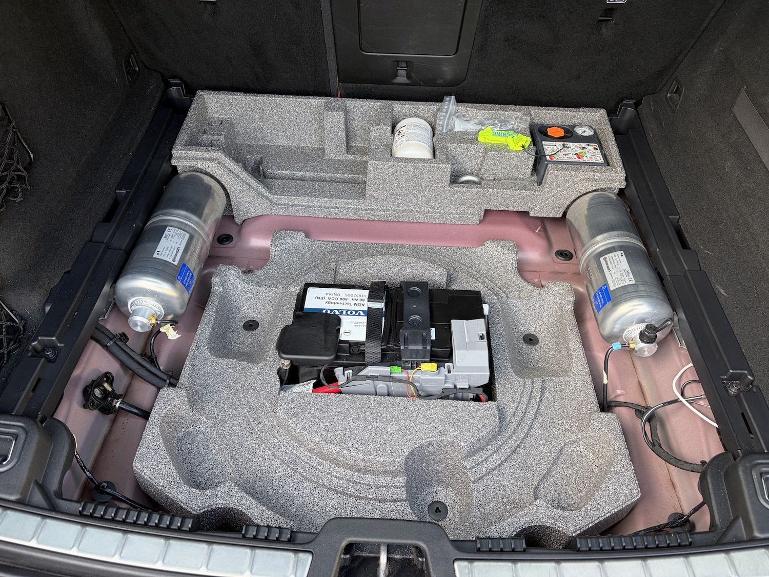 Used Volvo XC60 2018 for sale - 77960081: Photo 54