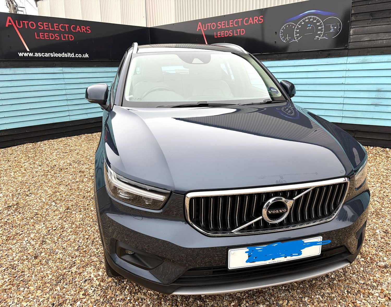Used Volvo XC40 2019 for sale - 78149981: Photo 2
