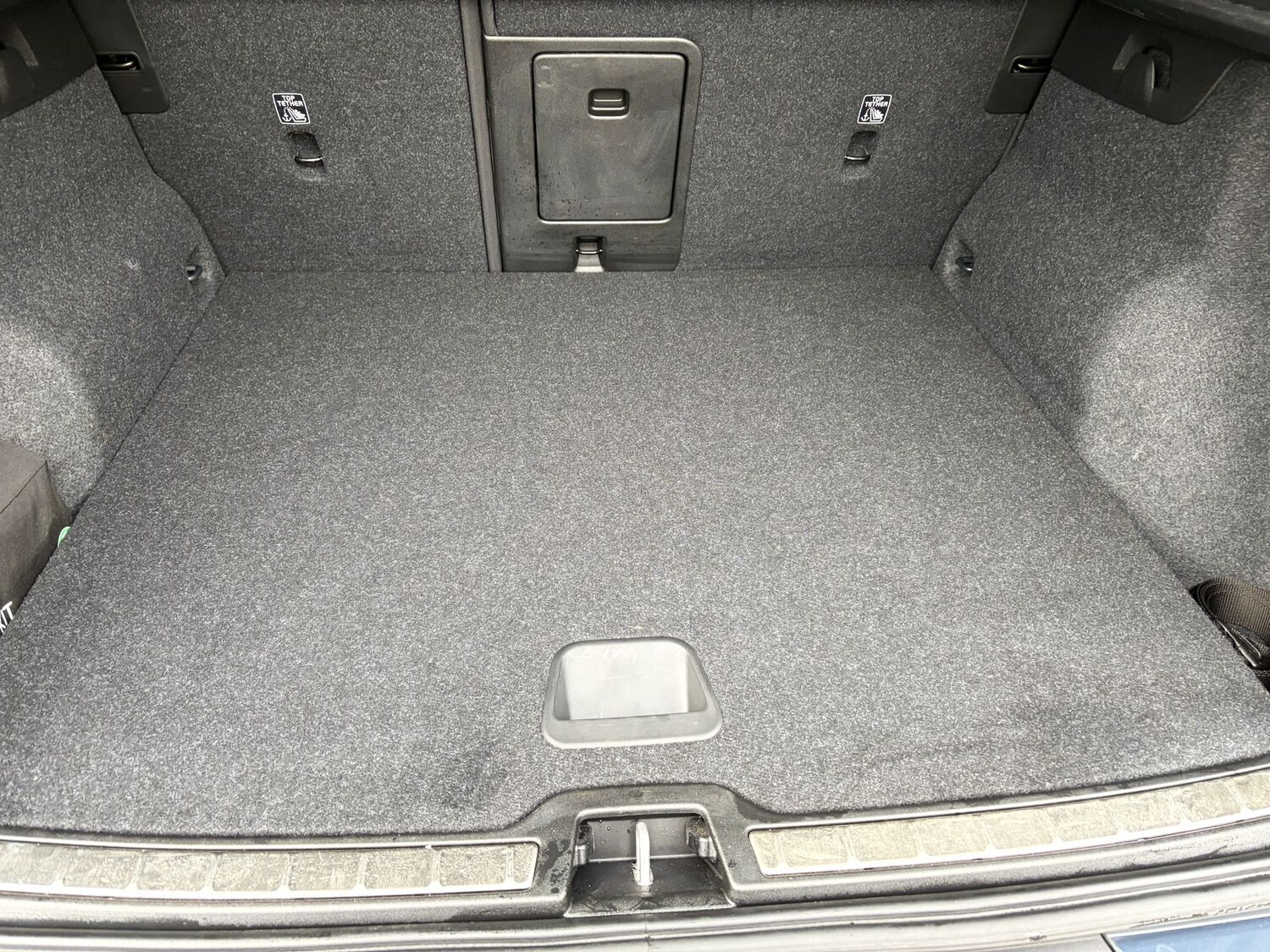 Used Volvo XC40 2019 for sale - 78149981: Photo 32