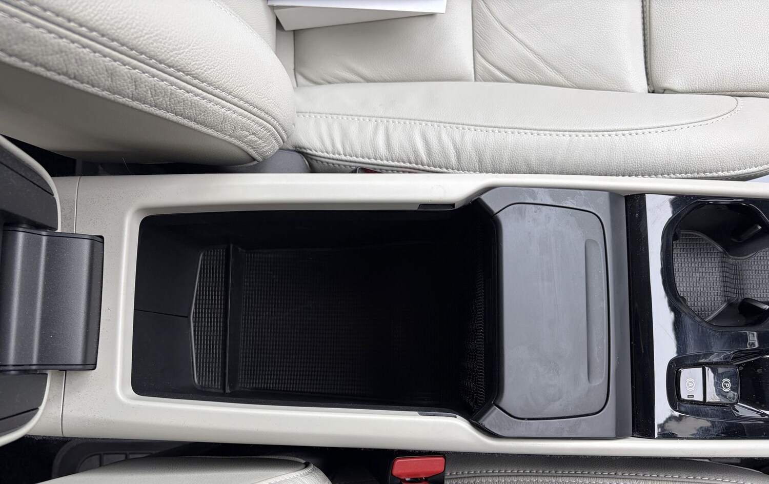 Used Volvo XC40 2019 for sale - 78149981: Photo 40