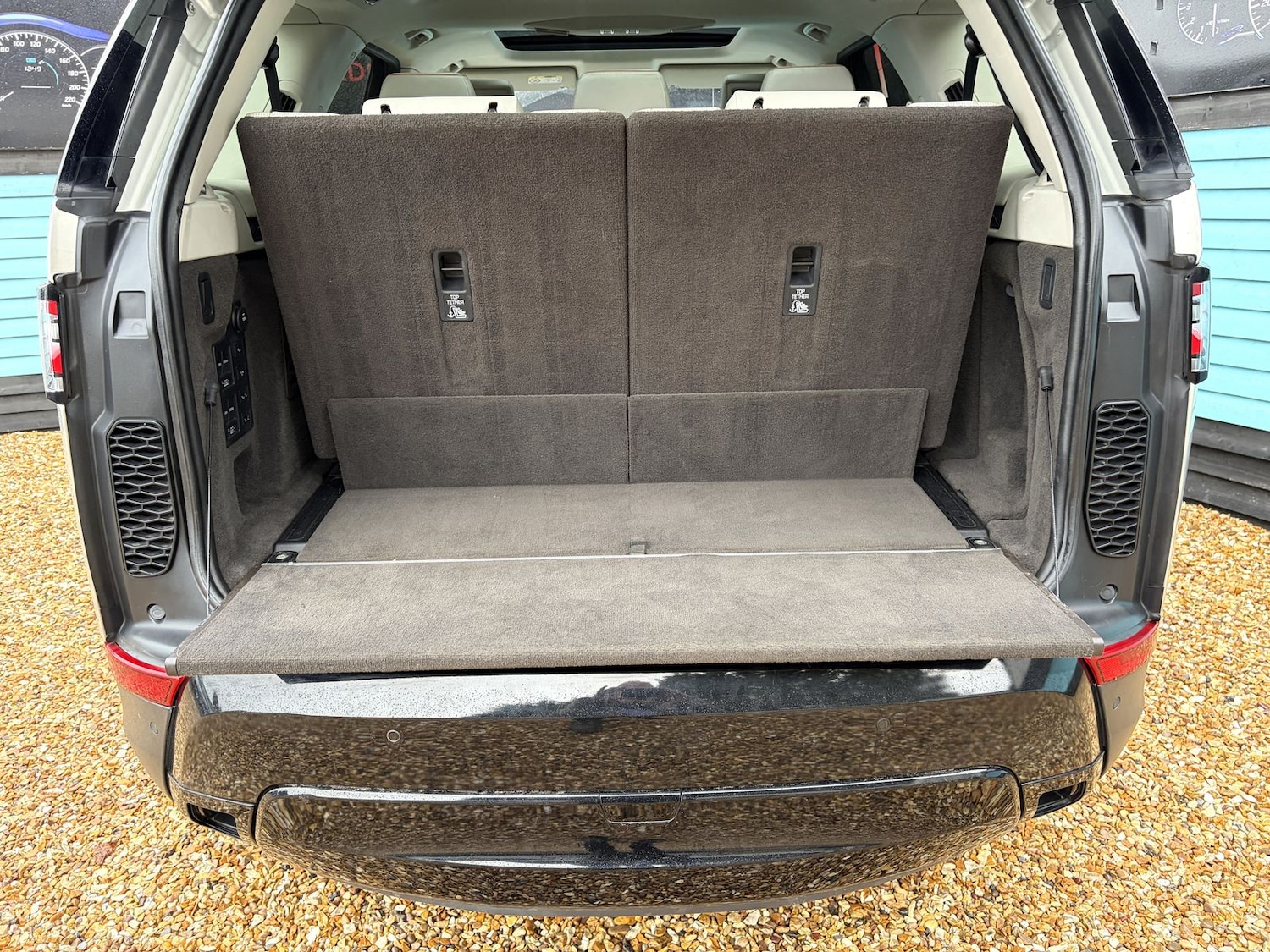 Used Land Rover Discovery 2017 for sale - 78009480: Photo 16