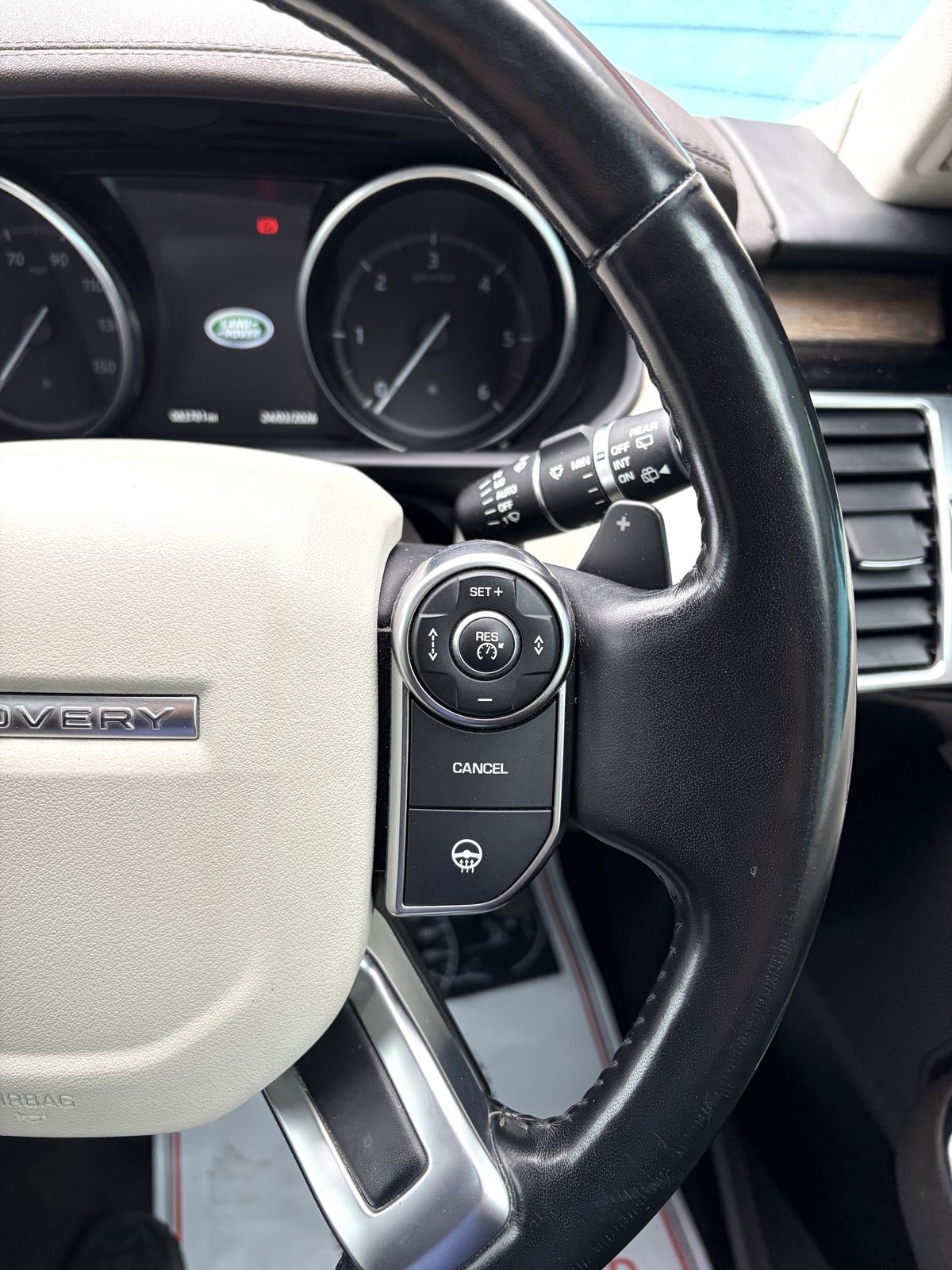 Used Land Rover Discovery 2017 for sale - 78009480: Photo 24