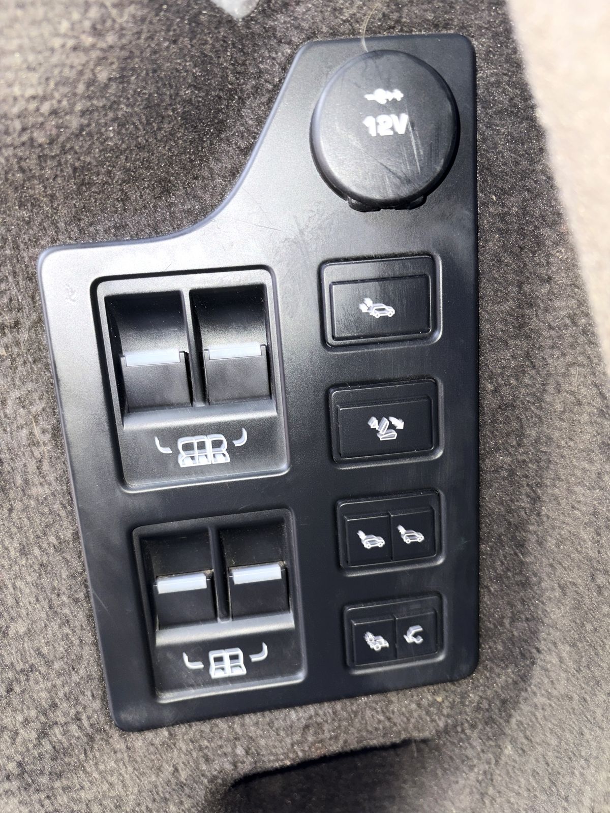 Used Land Rover Discovery 2017 for sale - 78009480: Photo 41