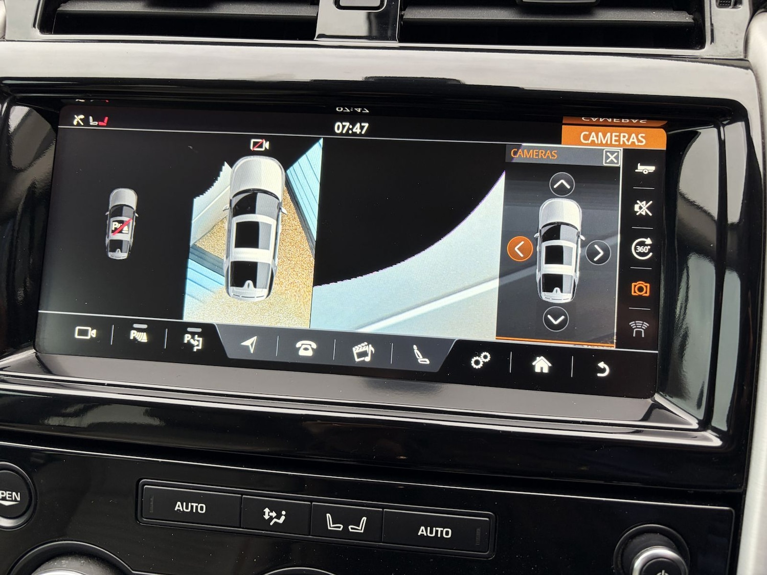 Used Land Rover Discovery 2017 for sale - 78009480: Photo 51