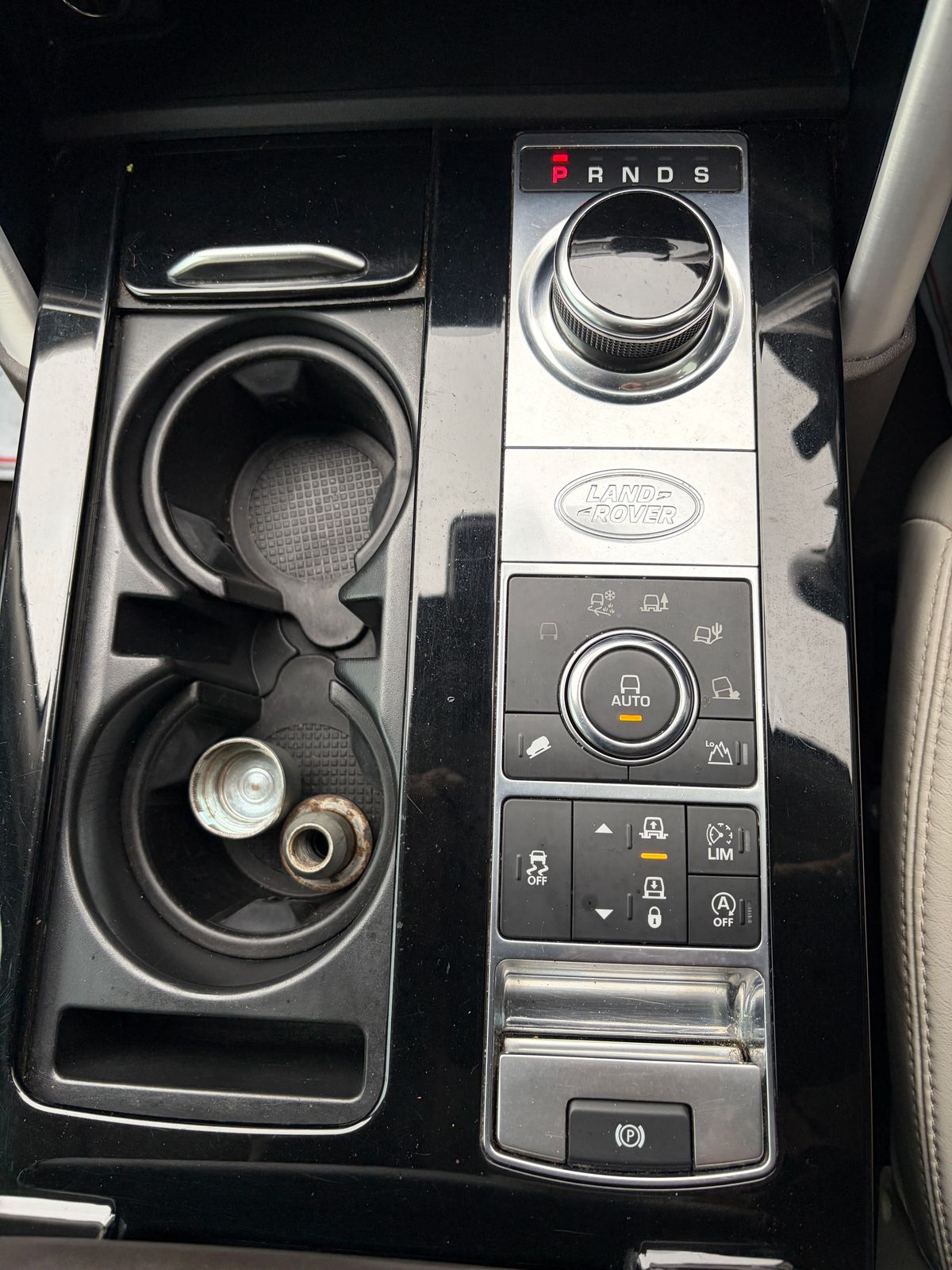 Used Land Rover Discovery 2017 for sale - 78009480: Photo 68