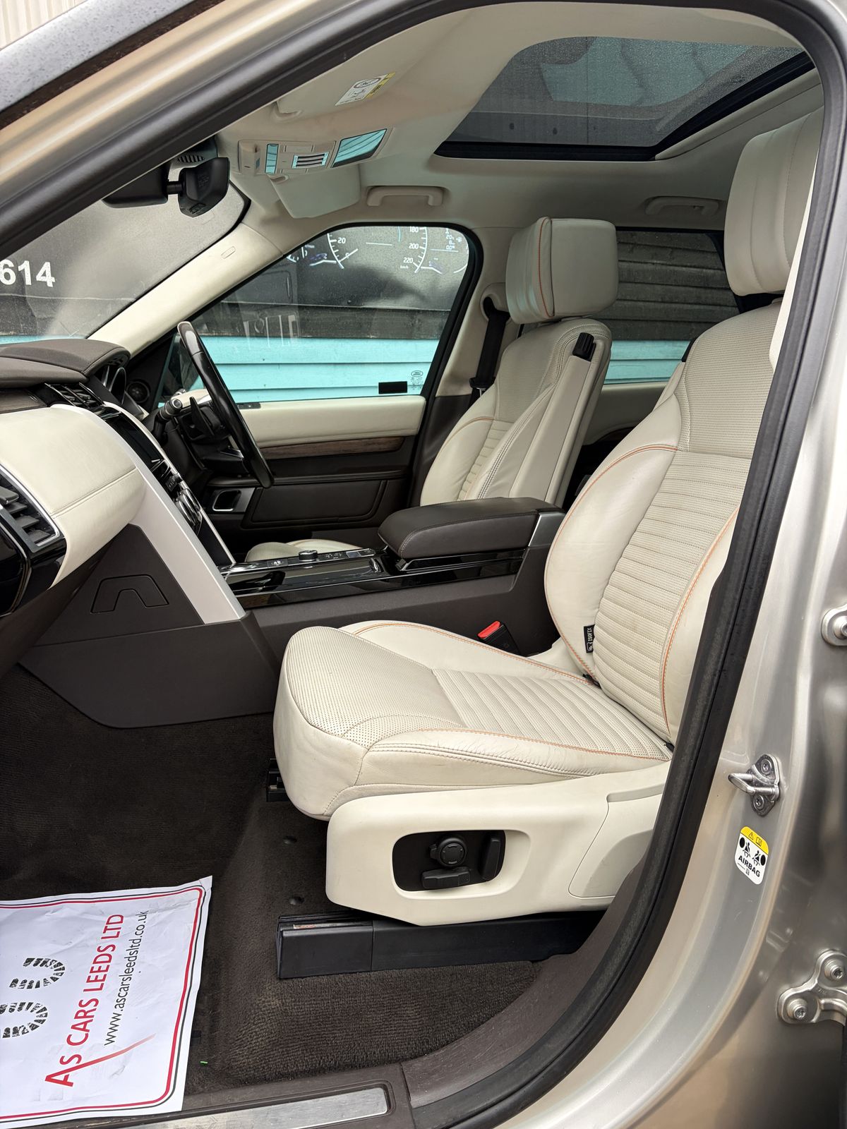 Used Land Rover Discovery 2017 for sale - 78009480: Photo 8