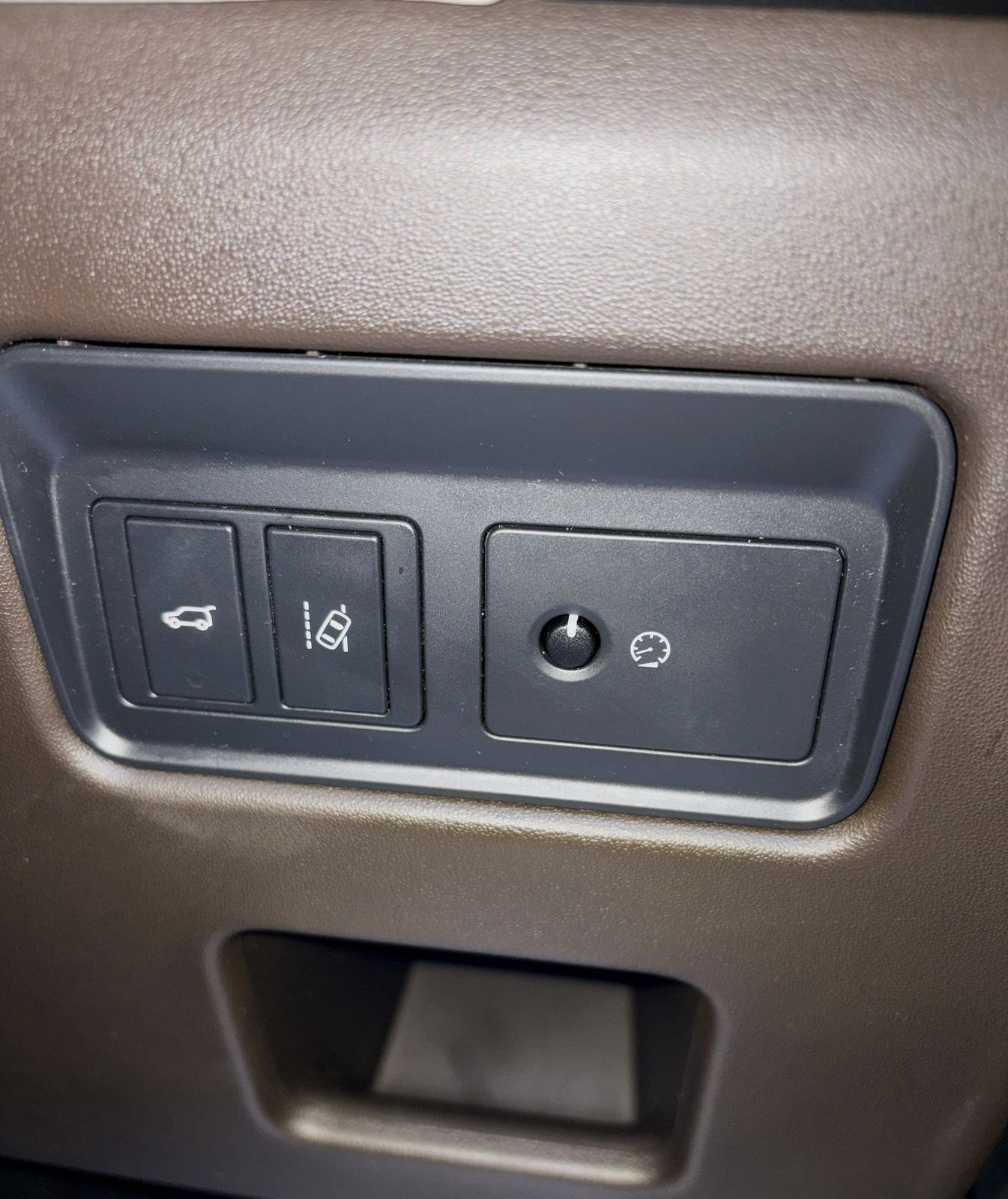 Used Land Rover Discovery 2017 for sale - 78009480: Photo 82