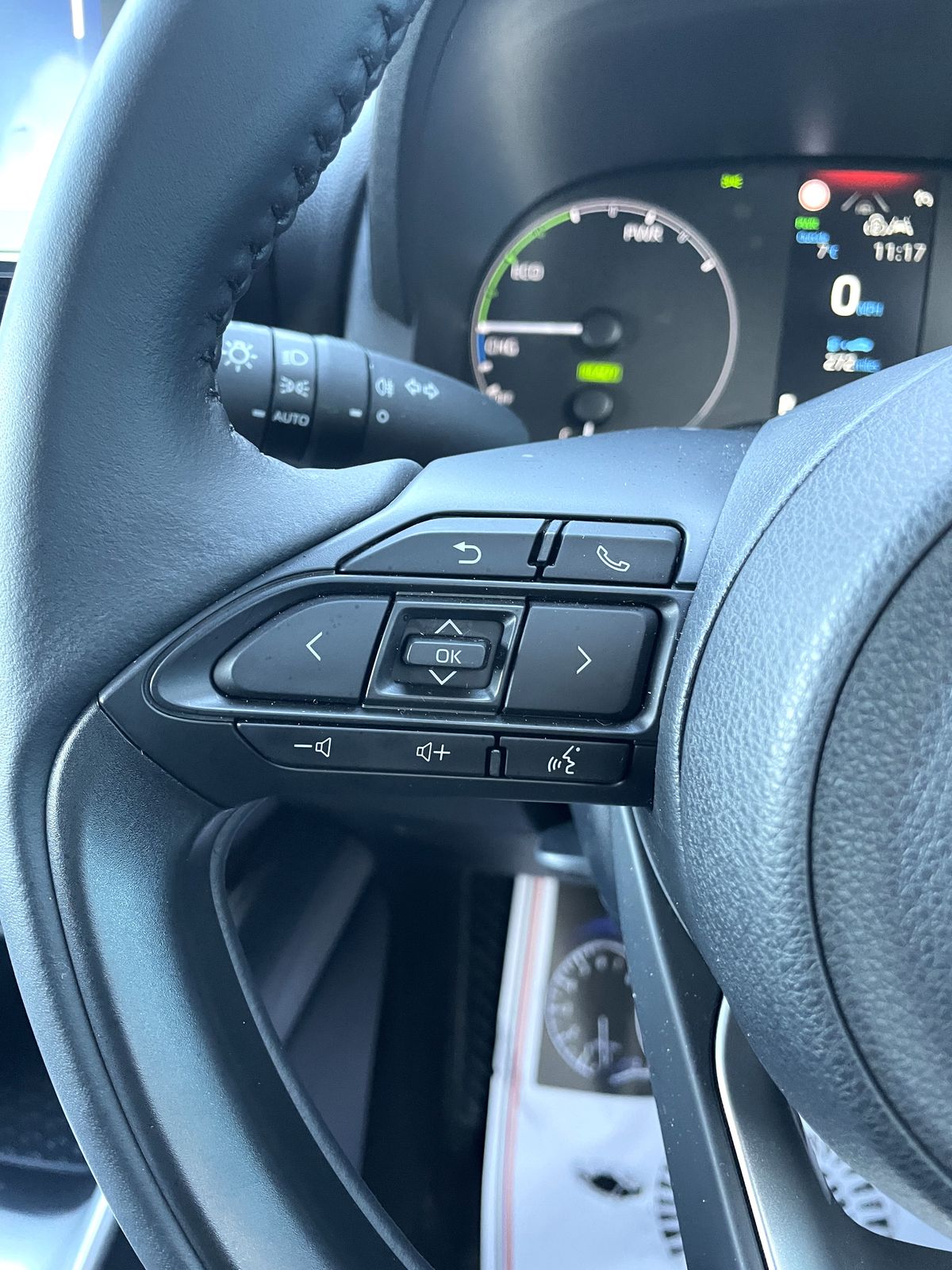 Used Mazda Mazda2 HYBRID 2024 for sale - 76788416: Photo 11