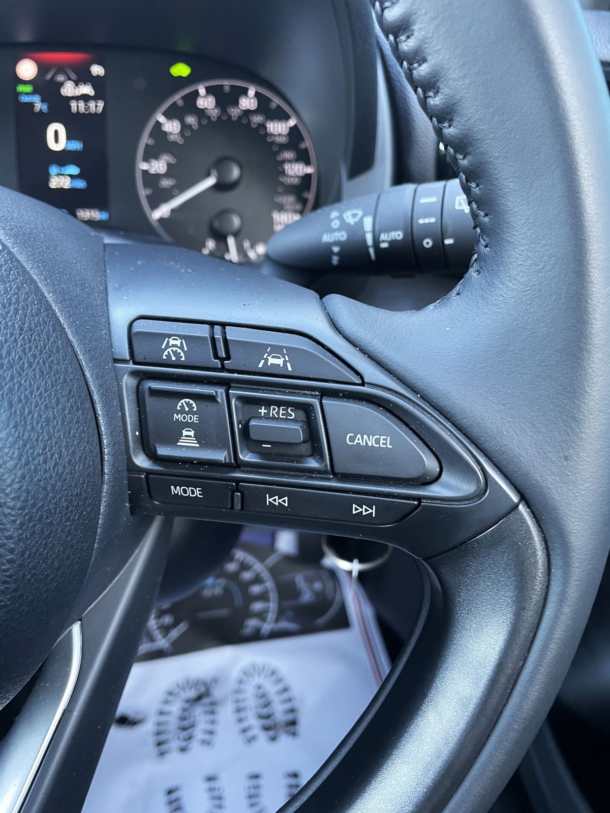 Used Mazda Mazda2 HYBRID 2024 for sale - 76788416: Photo 13