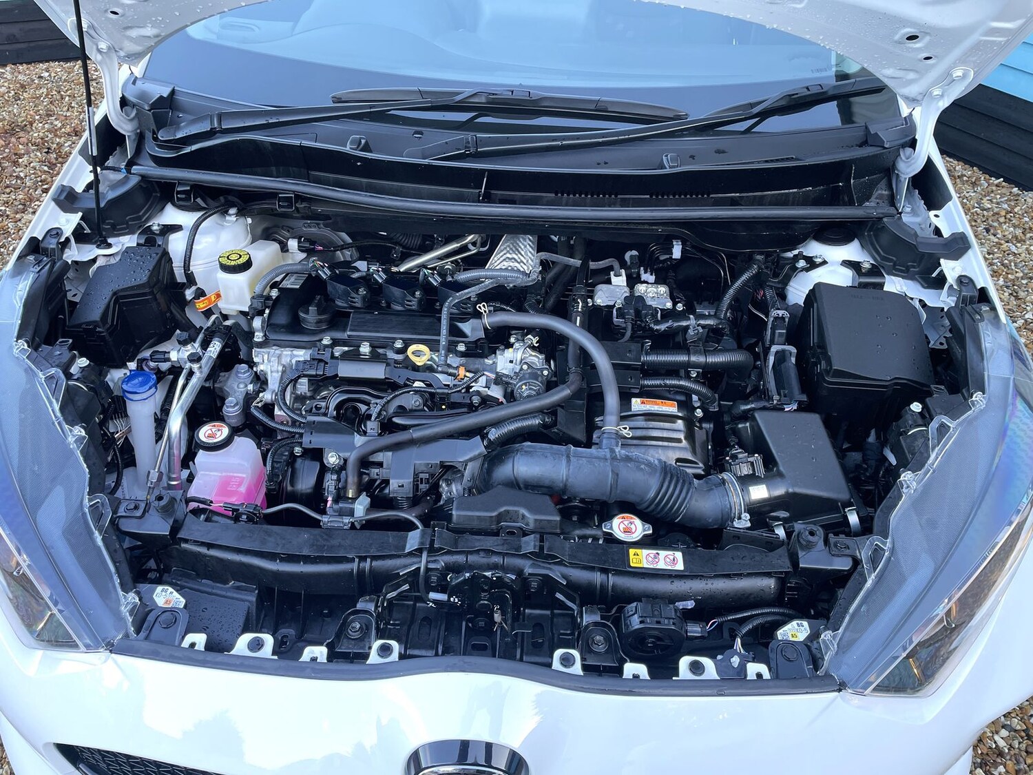 Used Mazda Mazda2 HYBRID 2024 for sale - 76788416: Photo 22