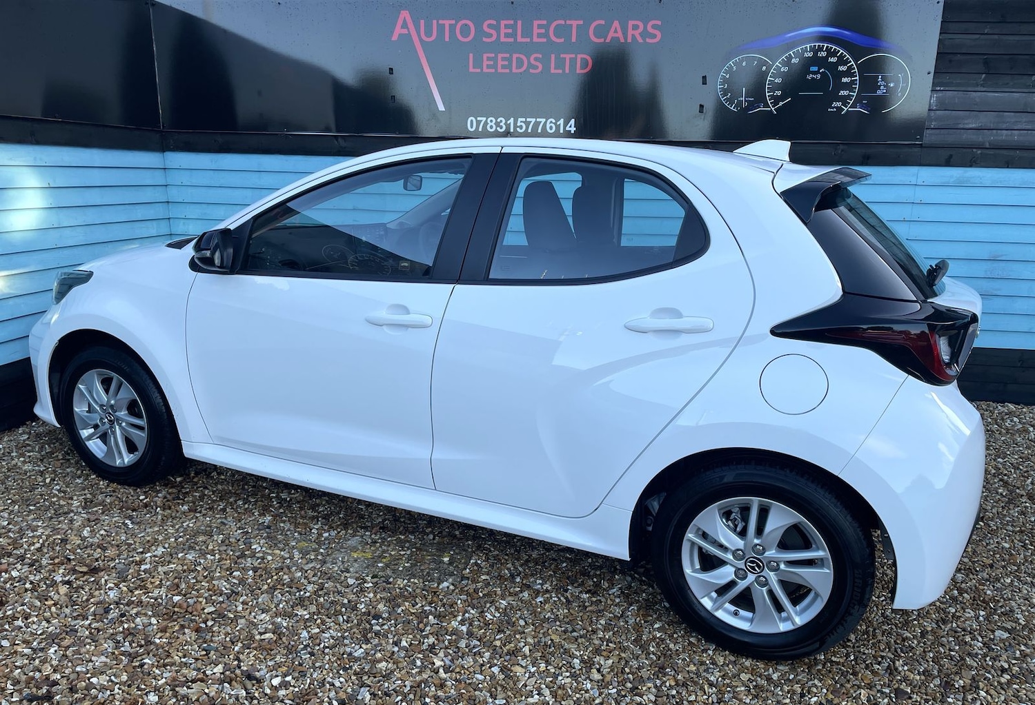 Used Mazda Mazda2 HYBRID 2024 for sale - 76788416: Photo 38