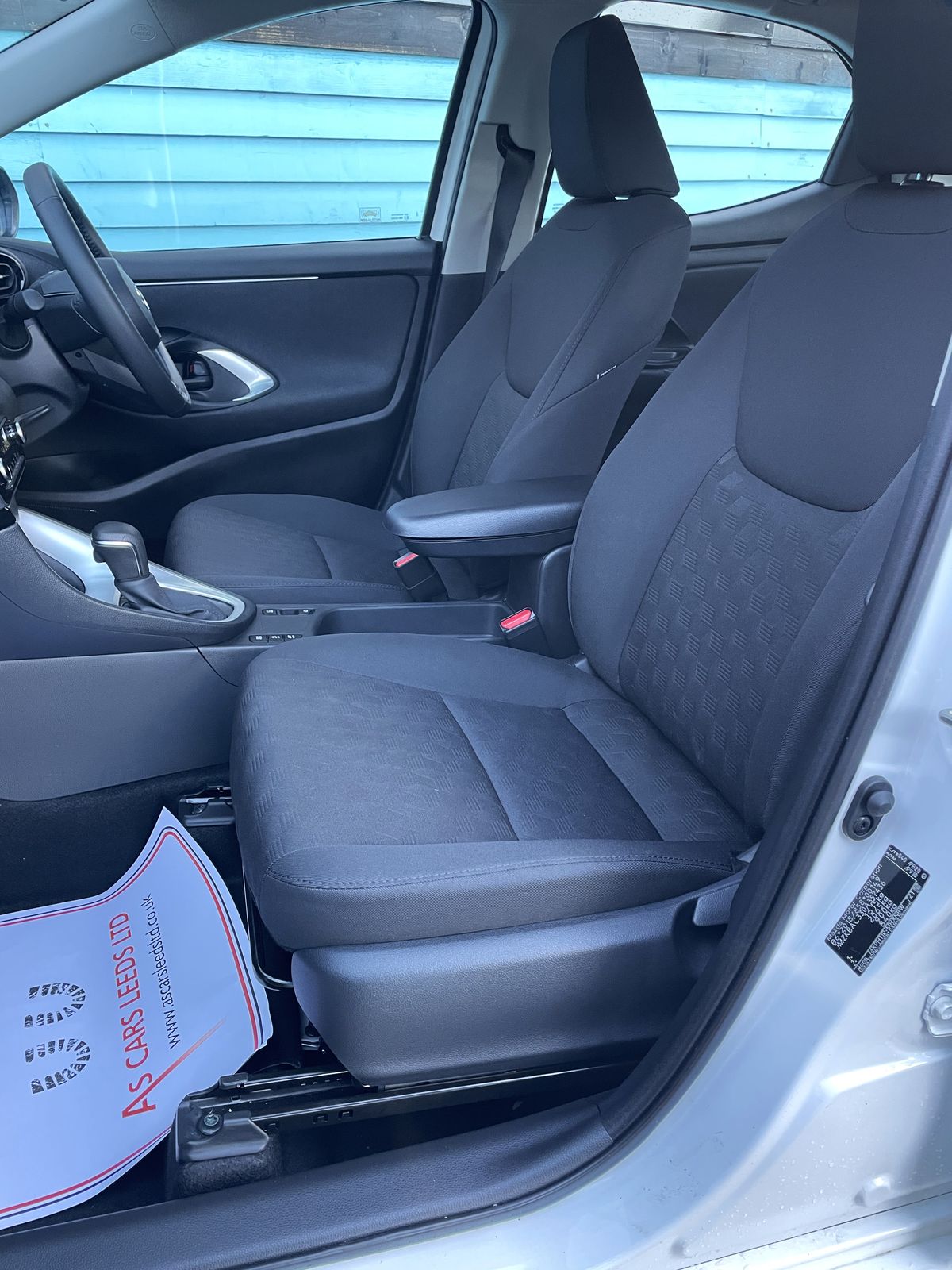 Used Mazda Mazda2 HYBRID 2024 for sale - 76788416: Photo 9