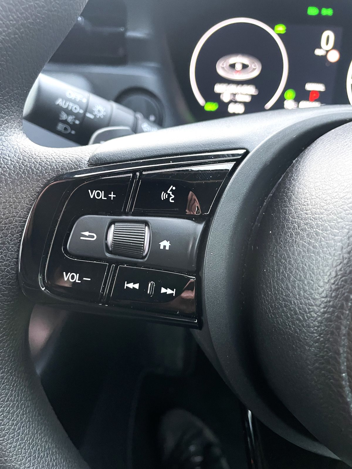 Used Honda HR-V 2023 for sale - 76915223: Photo 11