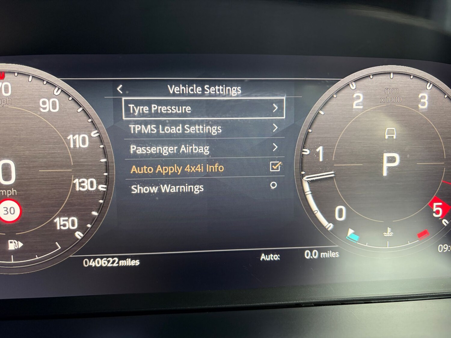 Used Land Rover Defender 2022 for sale - 77983068: Photo 29