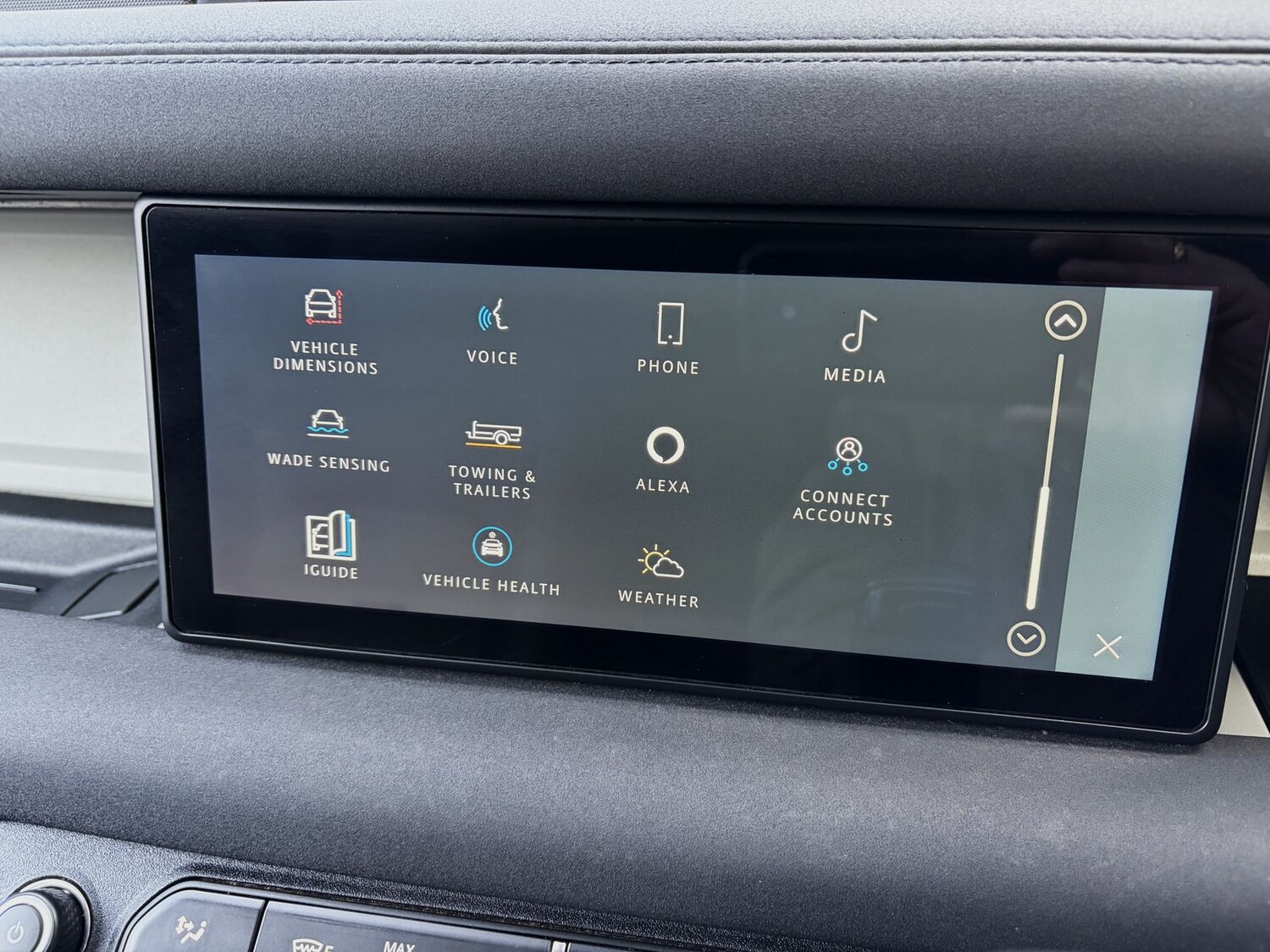 Used Land Rover Defender 2022 for sale - 77983068: Photo 34