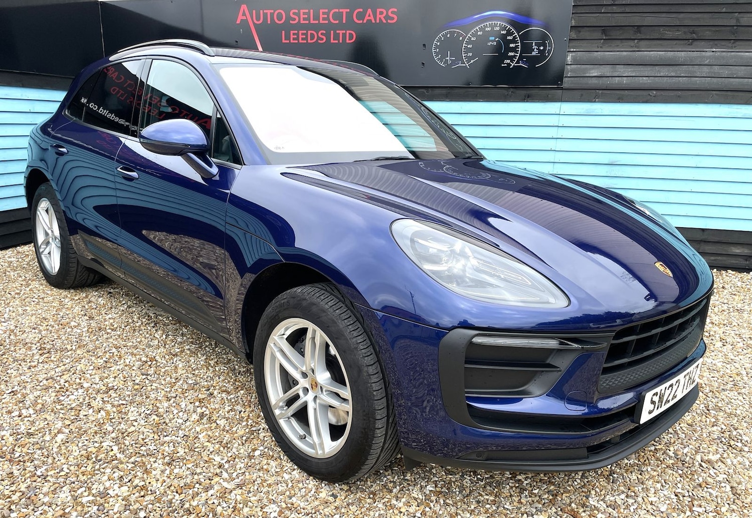 Used Porsche Macan 2022 for sale - 76285539: Photo 1