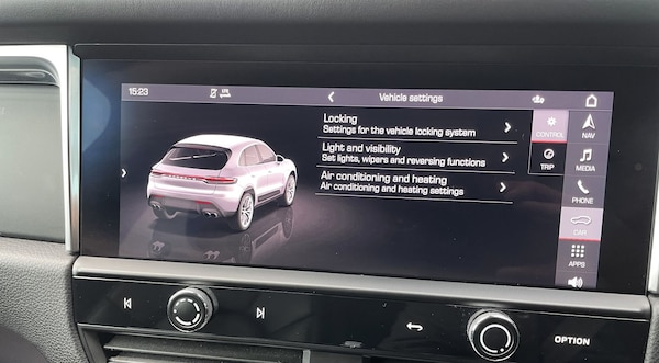 Used Porsche Macan 2022 for sale - 76285539: Photo 43