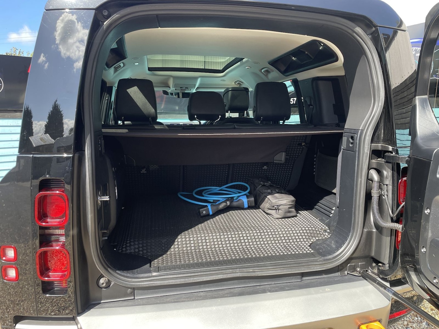 Vehicle 28