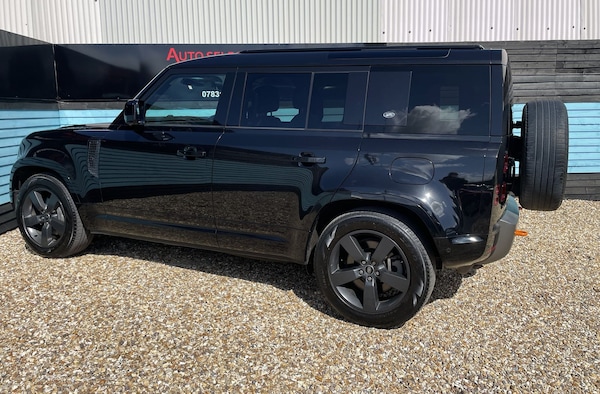Used Land Rover Defender 110 2021 for sale - 75479824: Photo 31