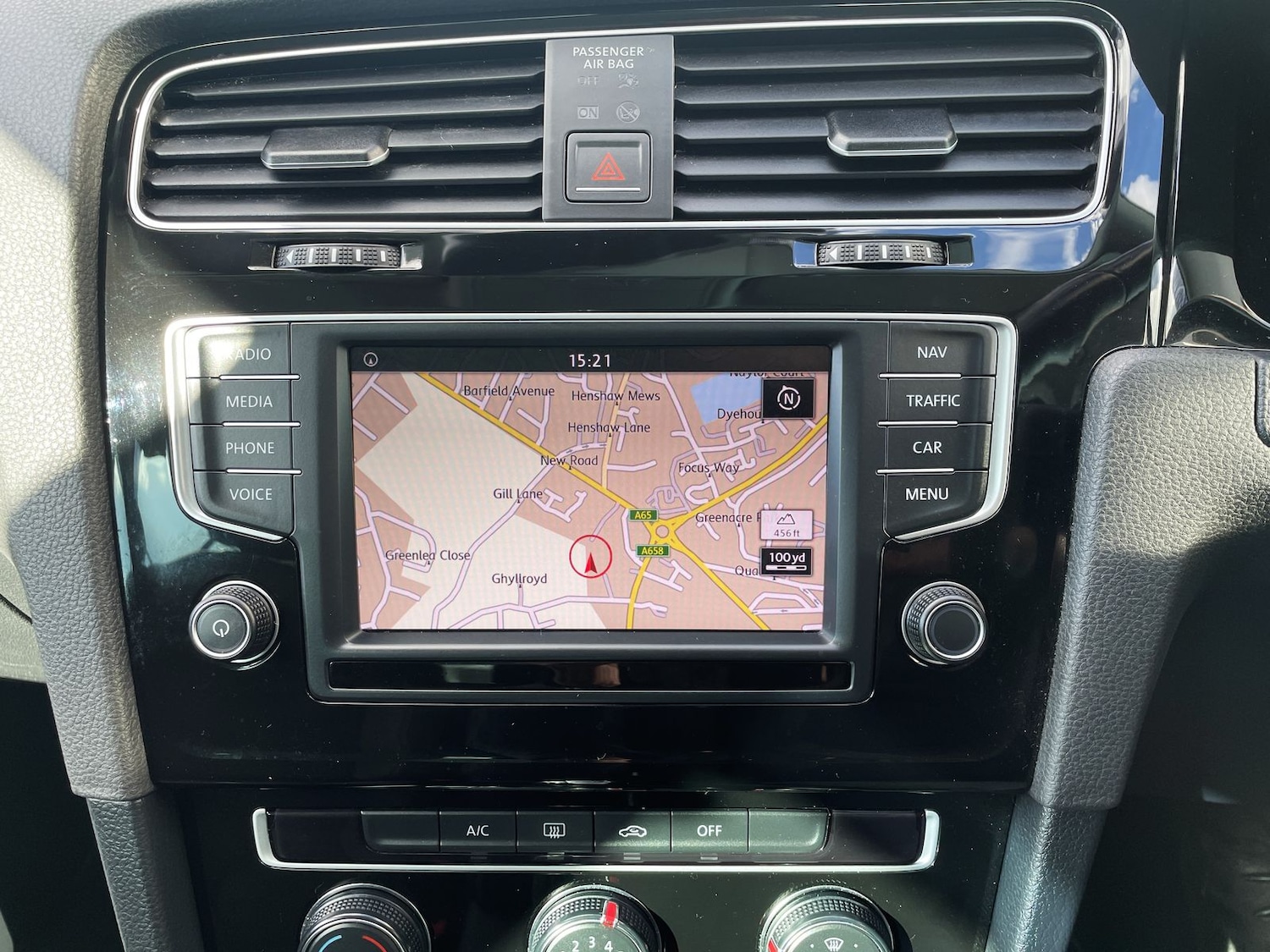 Used Volkswagen Golf 2015 for sale - 76190887: Photo 17