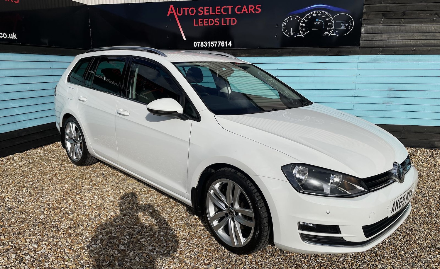 Used Volkswagen Golf 2015 for sale - 76190887: Photo 2