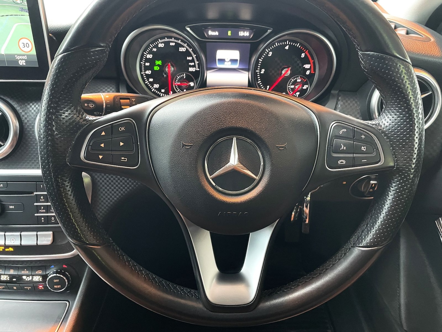 Used Mercedes-Benz A-Class 2015 for sale - 77031629: Photo 32