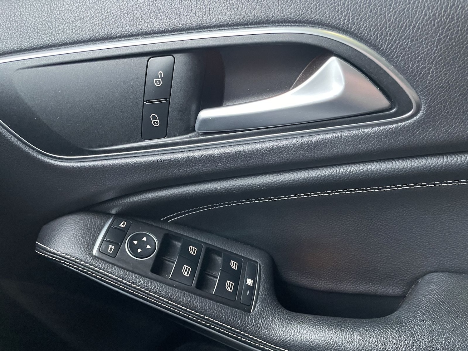 Used Mercedes-Benz A-Class 2015 for sale - 77031629: Photo 46