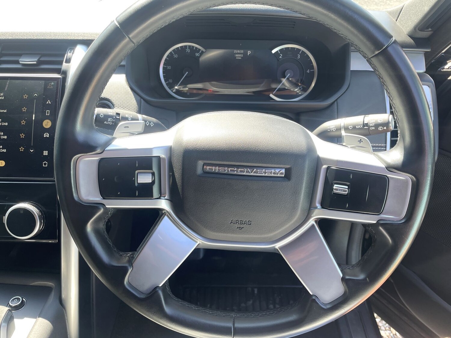 Used Land Rover Discovery 2022 for sale - 77538720: Photo 32