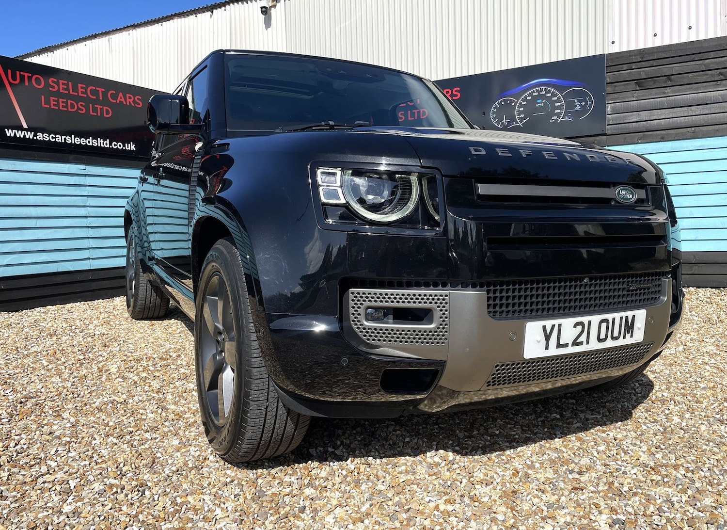 Used Land Rover Defender 110 2021 for sale - 77538733: Photo 3