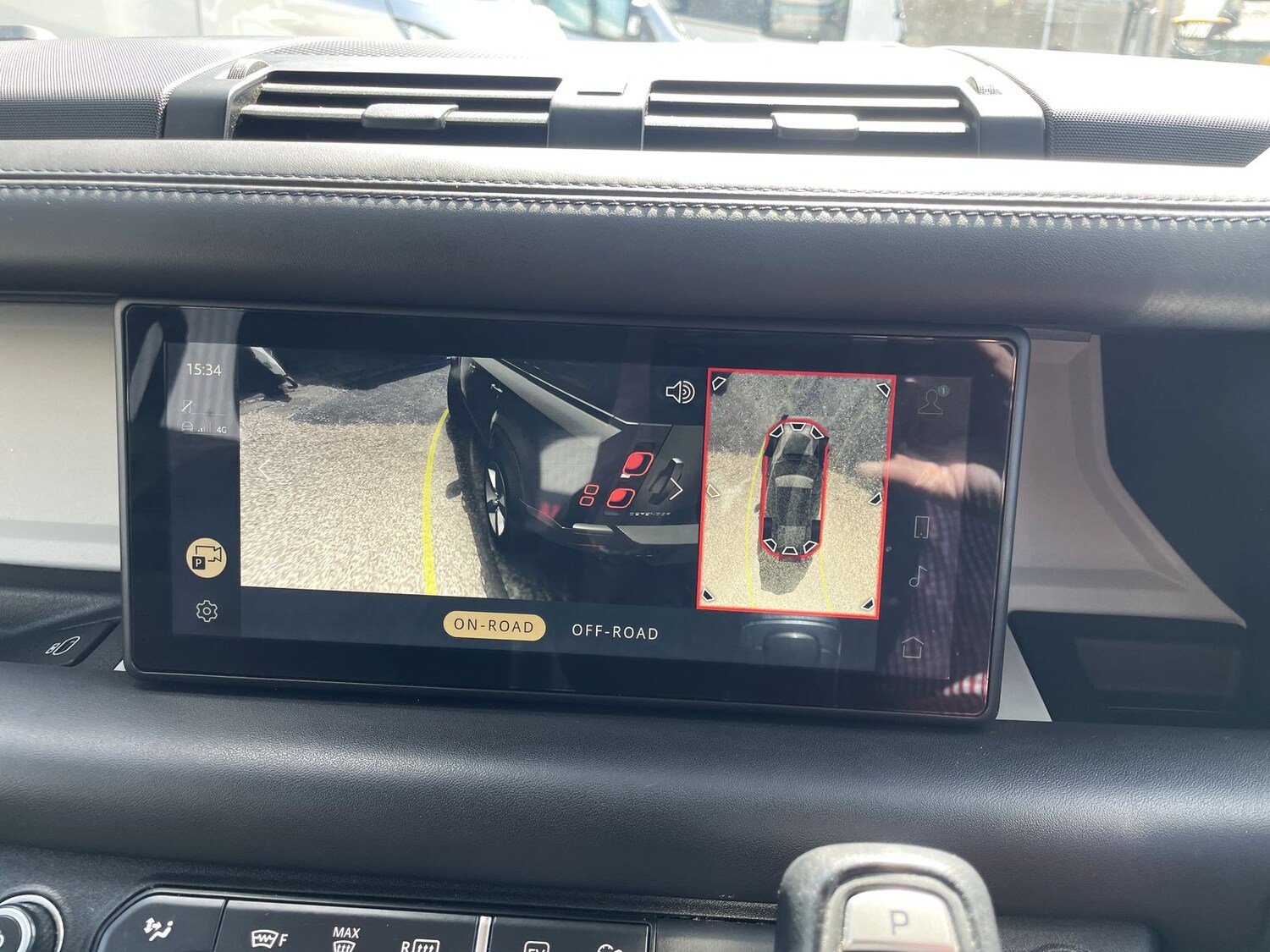 Used Land Rover Defender 110 2021 for sale - 77538733: Photo 32