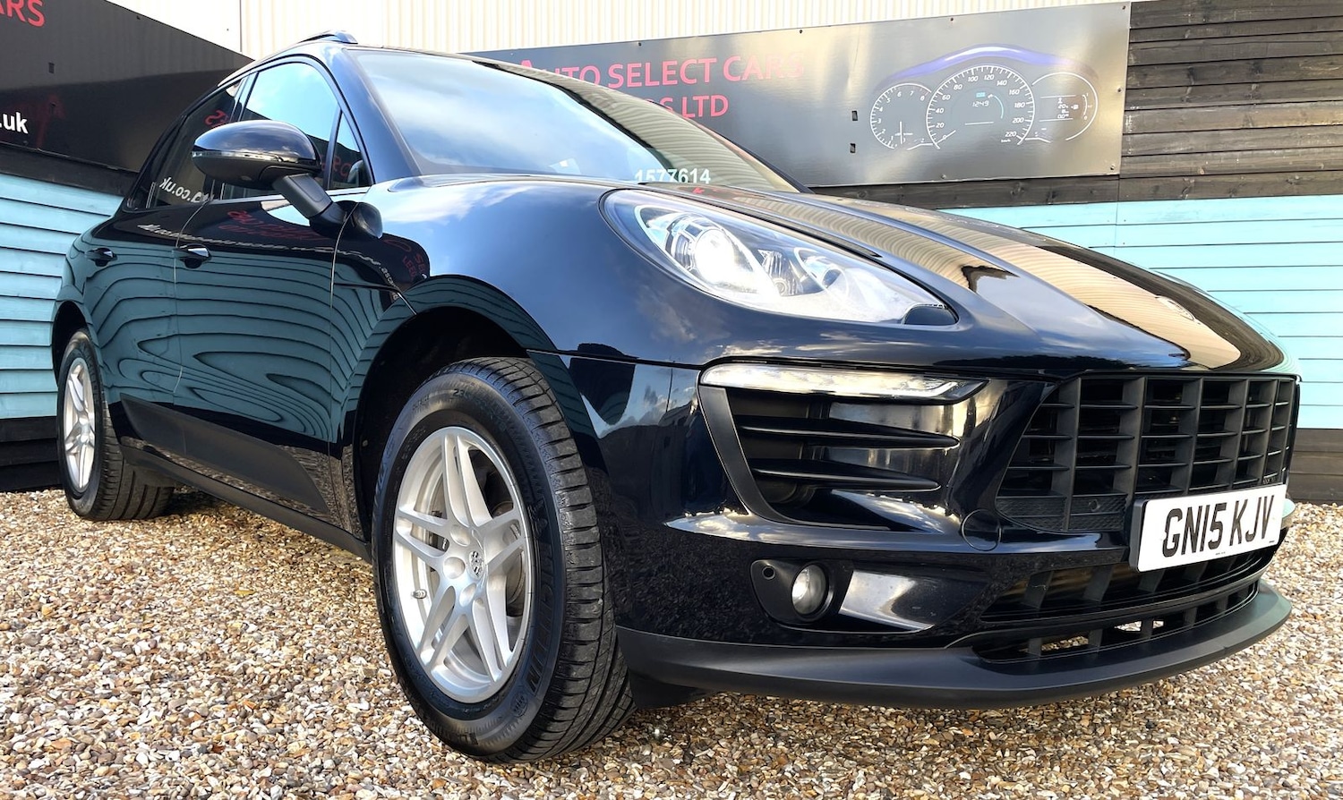Used Porsche Macan 2015 for sale - 76400588: Photo 2