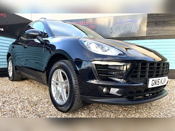 Used Porsche Macan 2015 for sale - 76400588: Photo