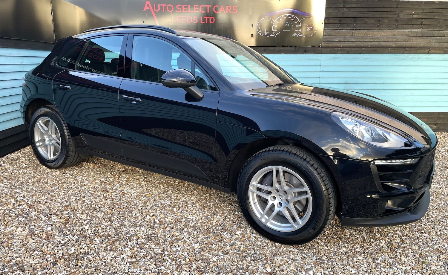 Used Porsche Macan 2015 for sale - 76400588: Photo 3