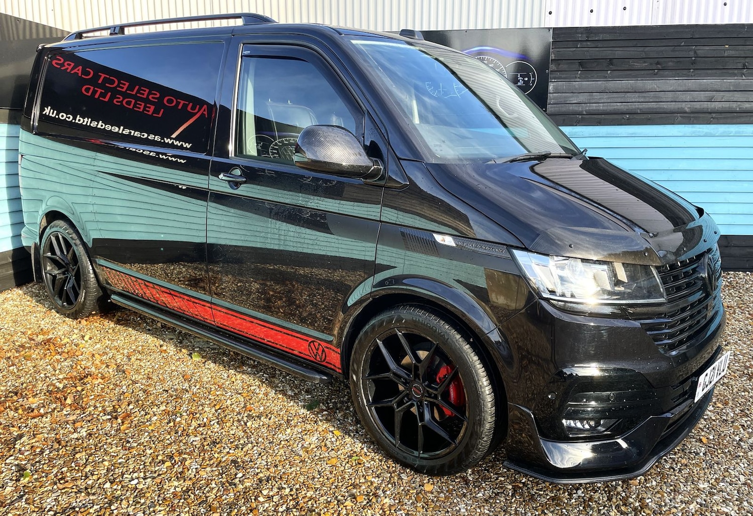 Used Volkswagen Transporter 2021 for sale - 76661200: Photo 1