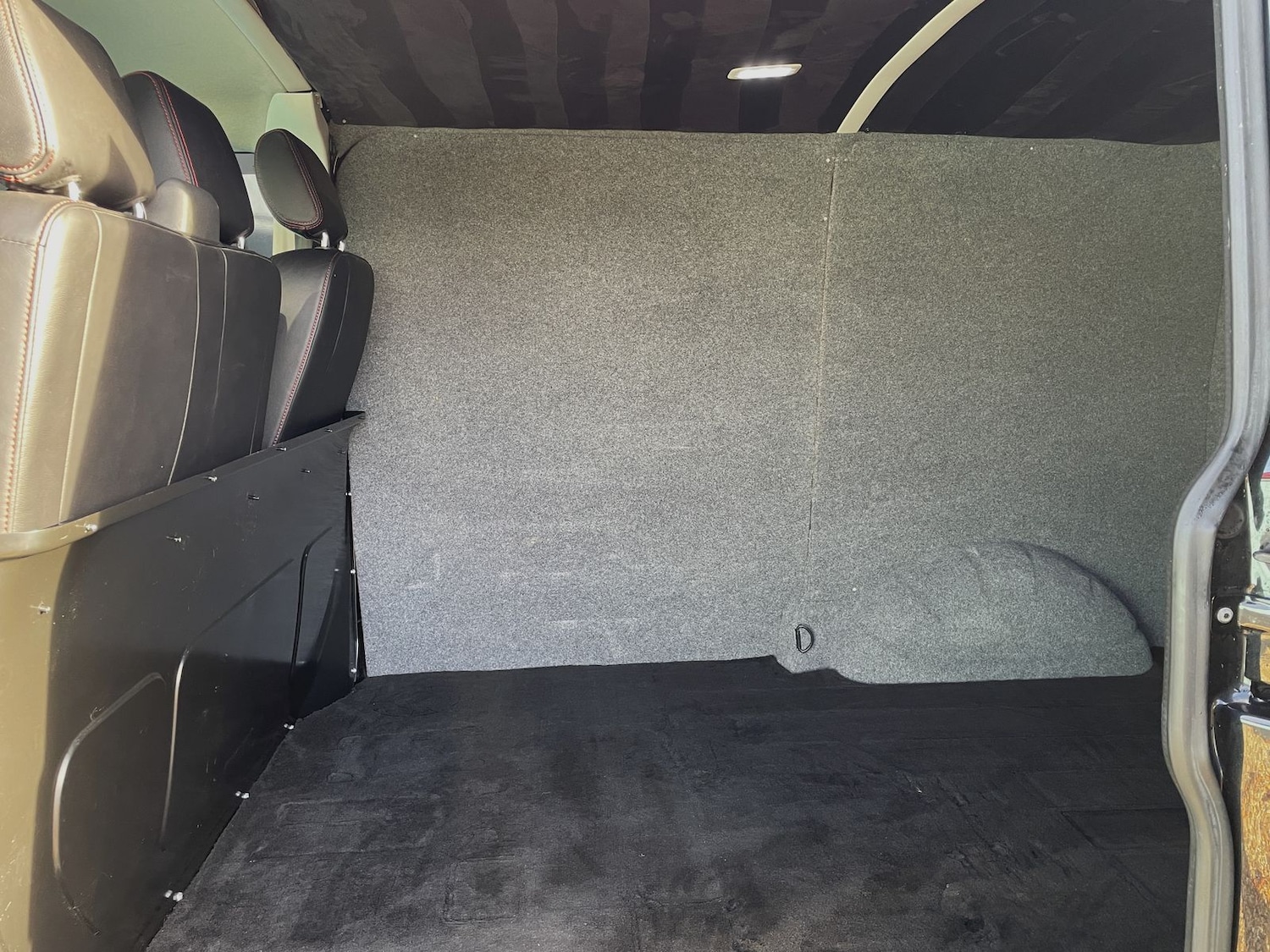 Used Volkswagen Transporter 2021 for sale - 76661200: Photo 33