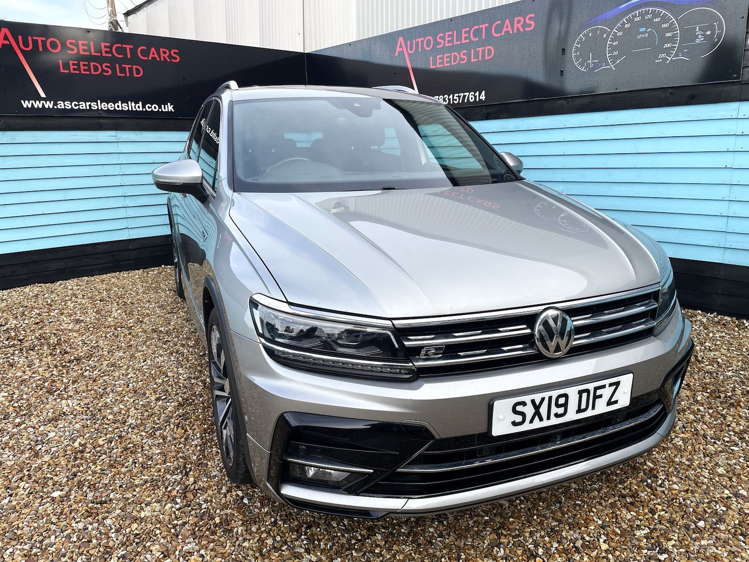 Used Volkswagen Tiguan 2019 for sale - 76966927: Photo 2