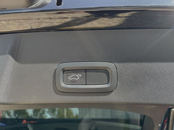 Used Volvo XC40 2020 for sale - 75734425: Photo 52