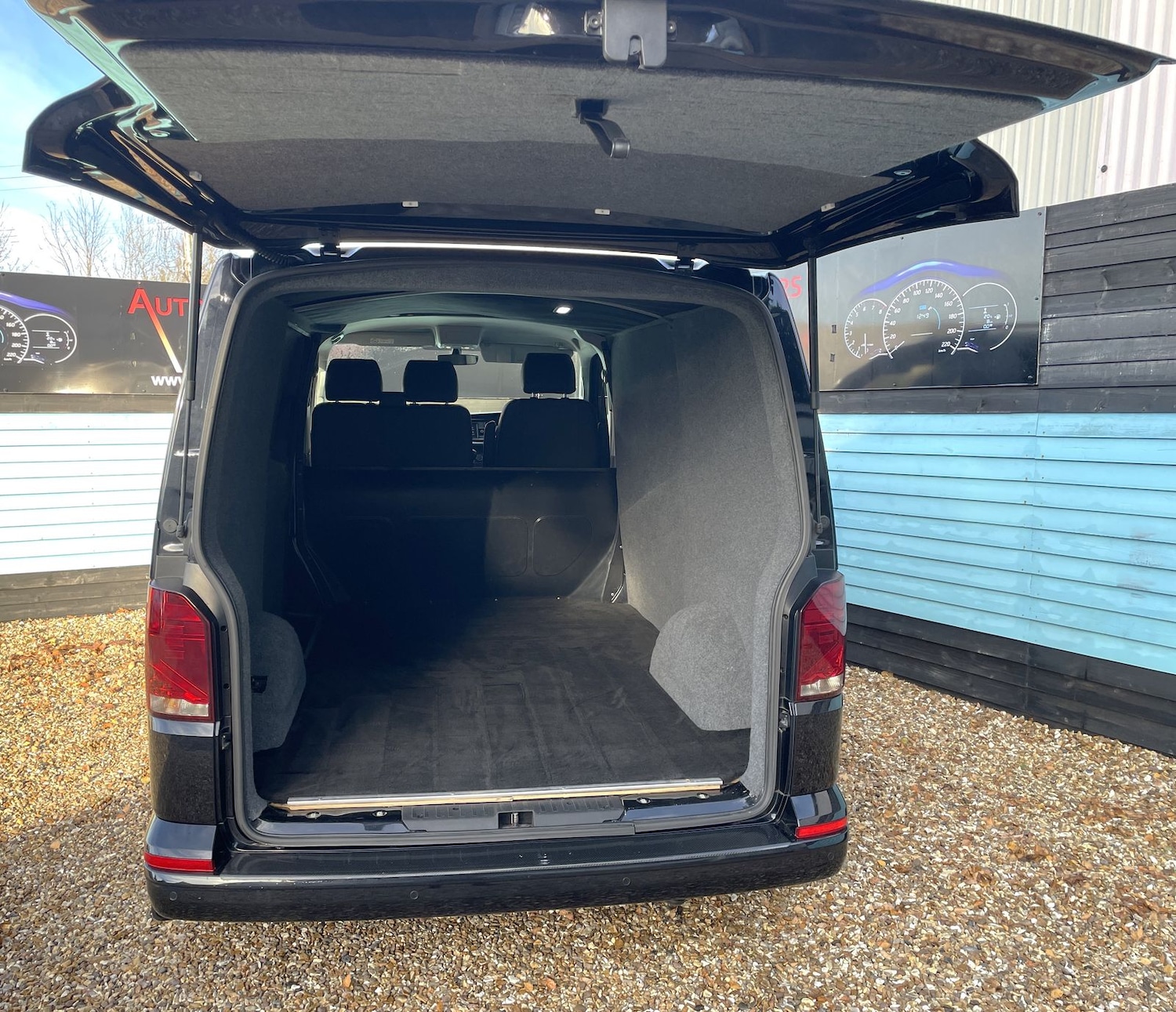 Used Volkswagen Transporter 2021 for sale - 77538721: Photo 26