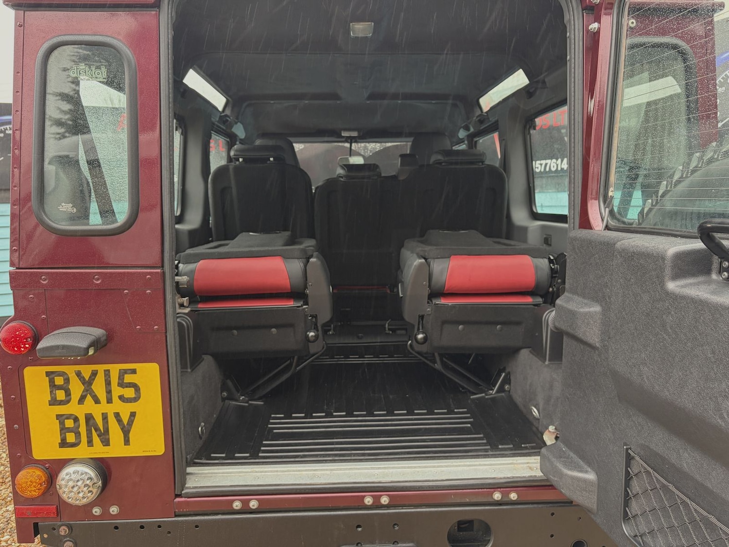 Used Land Rover Defender 110 2015 for sale - 77512753: Photo 21