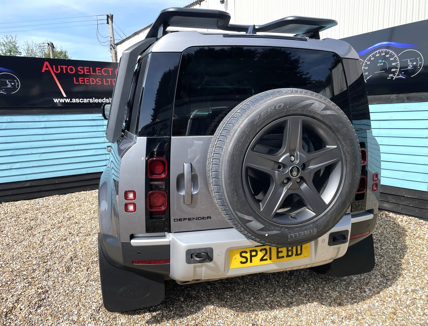 Used Land Rover Defender 110 2023 for sale - 77538735: Photo 18