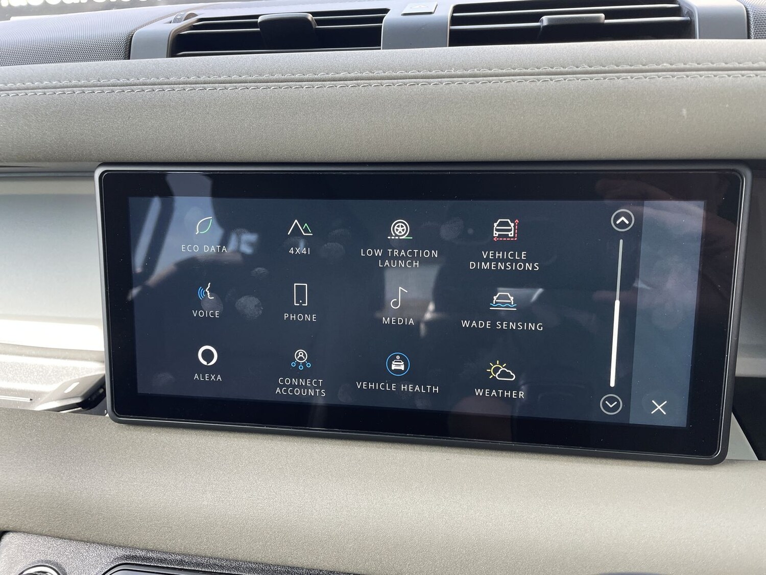 Used Land Rover Defender 110 2023 for sale - 77538735: Photo 39