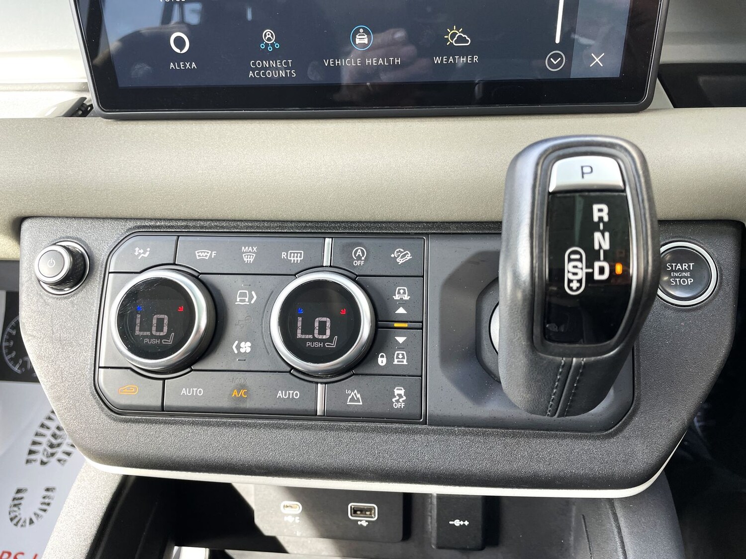 Used Land Rover Defender 110 2023 for sale - 77538735: Photo 40