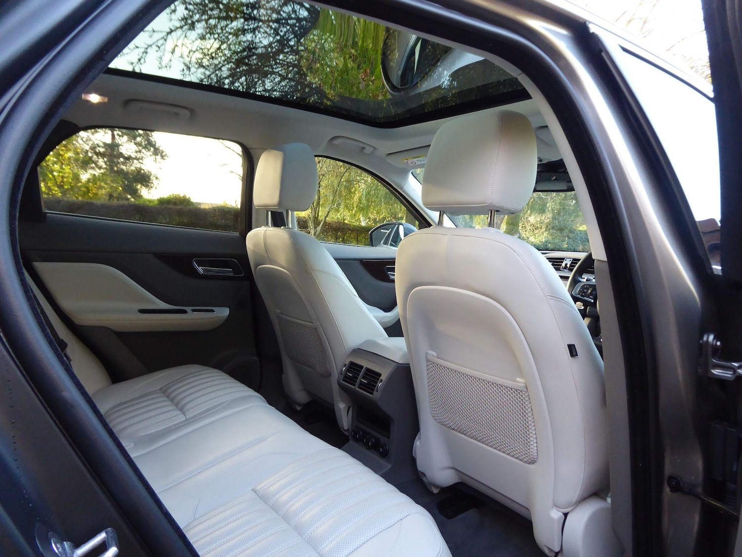 Used Jaguar F-Pace for sale - 77326205: Photo 10