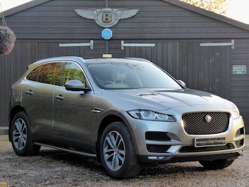 Used Jaguar F-Pace 2018 for sale - 77326205: Photo