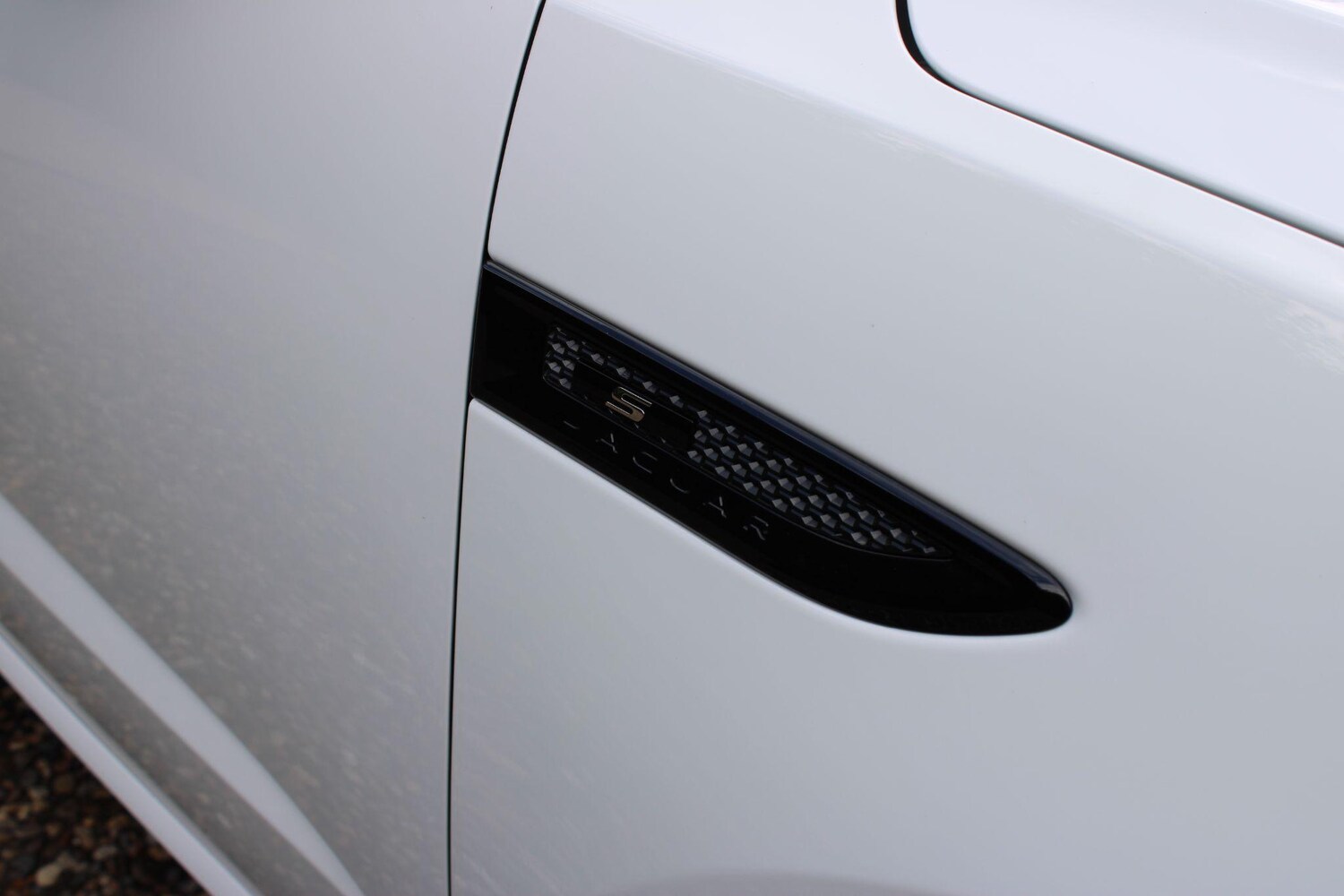 Used Jaguar E-Pace for sale - 77359998: Photo 31