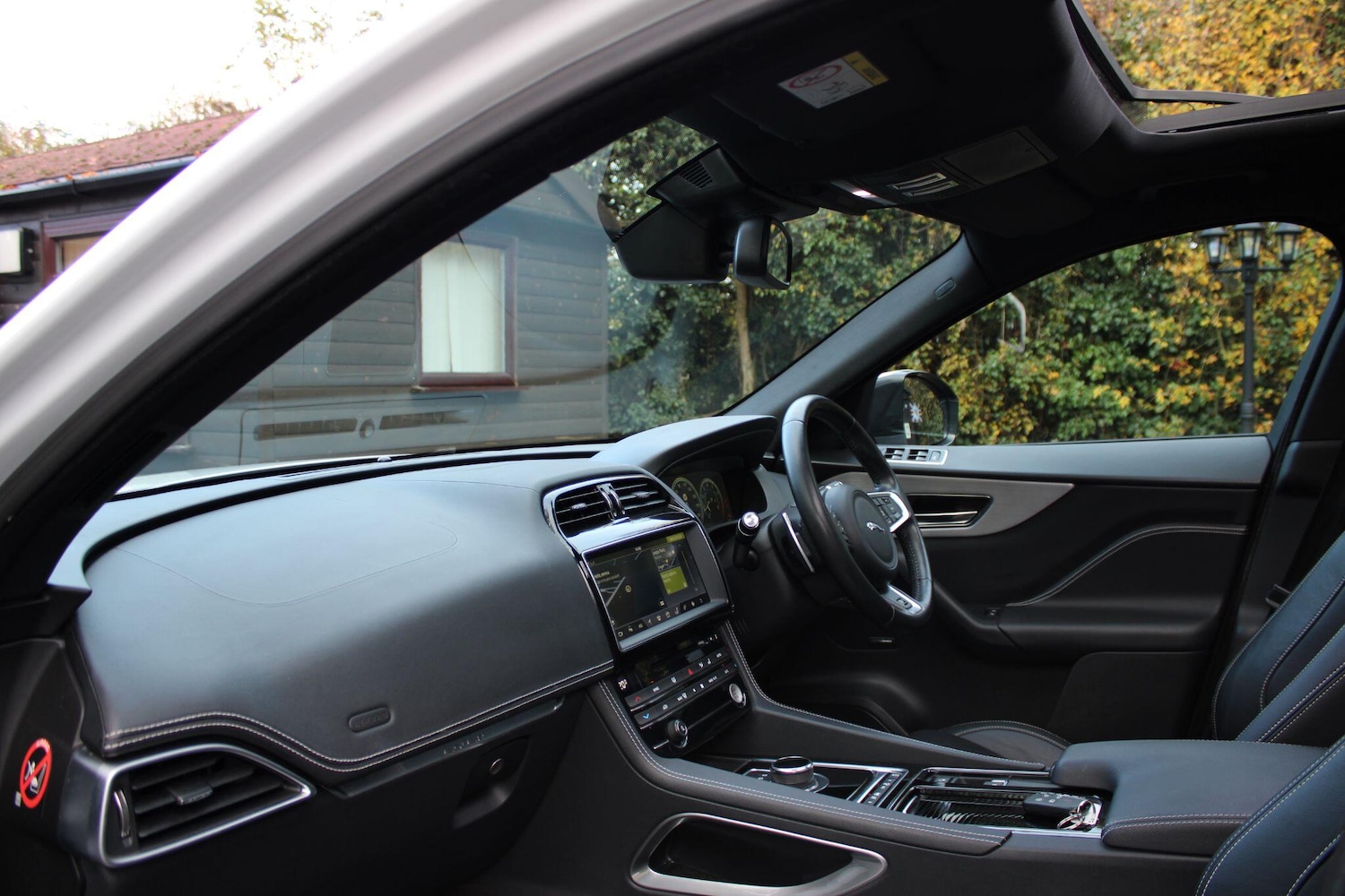 Used Jaguar F-Pace 2018 for sale - 77255500: Photo 16